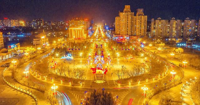 Xiongguan Square is really beautiful